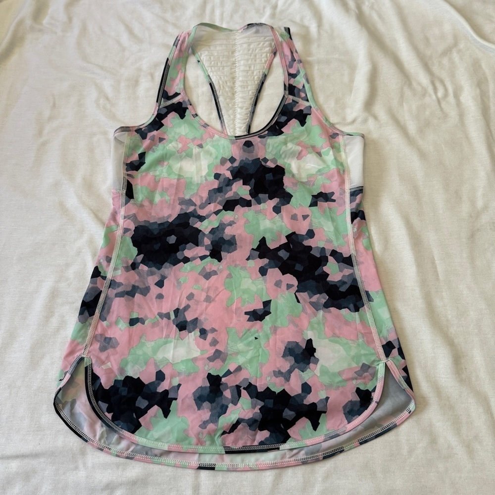 Lululemon 2  Vent It Out Singlet Tank Top Clouded Dreams Multicolor